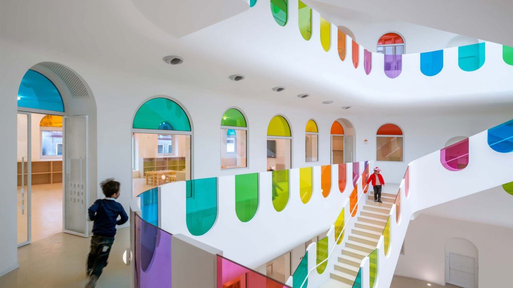 Jardín de infantes con diseño en China. Calidoscopio